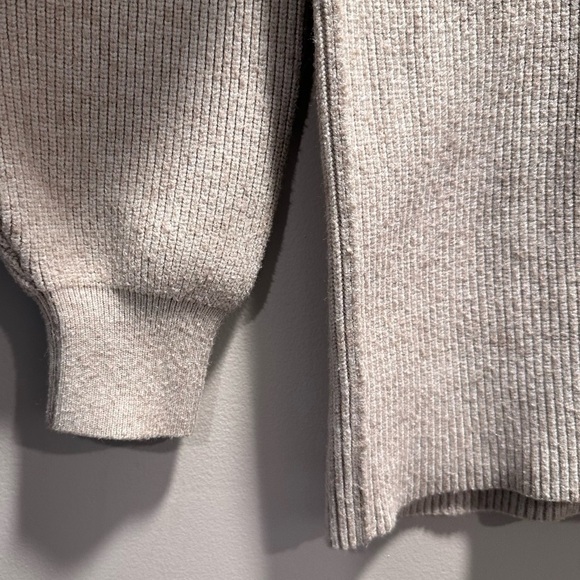 Free People Softly Structured Tunic Sweater Heather Oatmeal OB816580 EUC Small - Picture 7 of 15